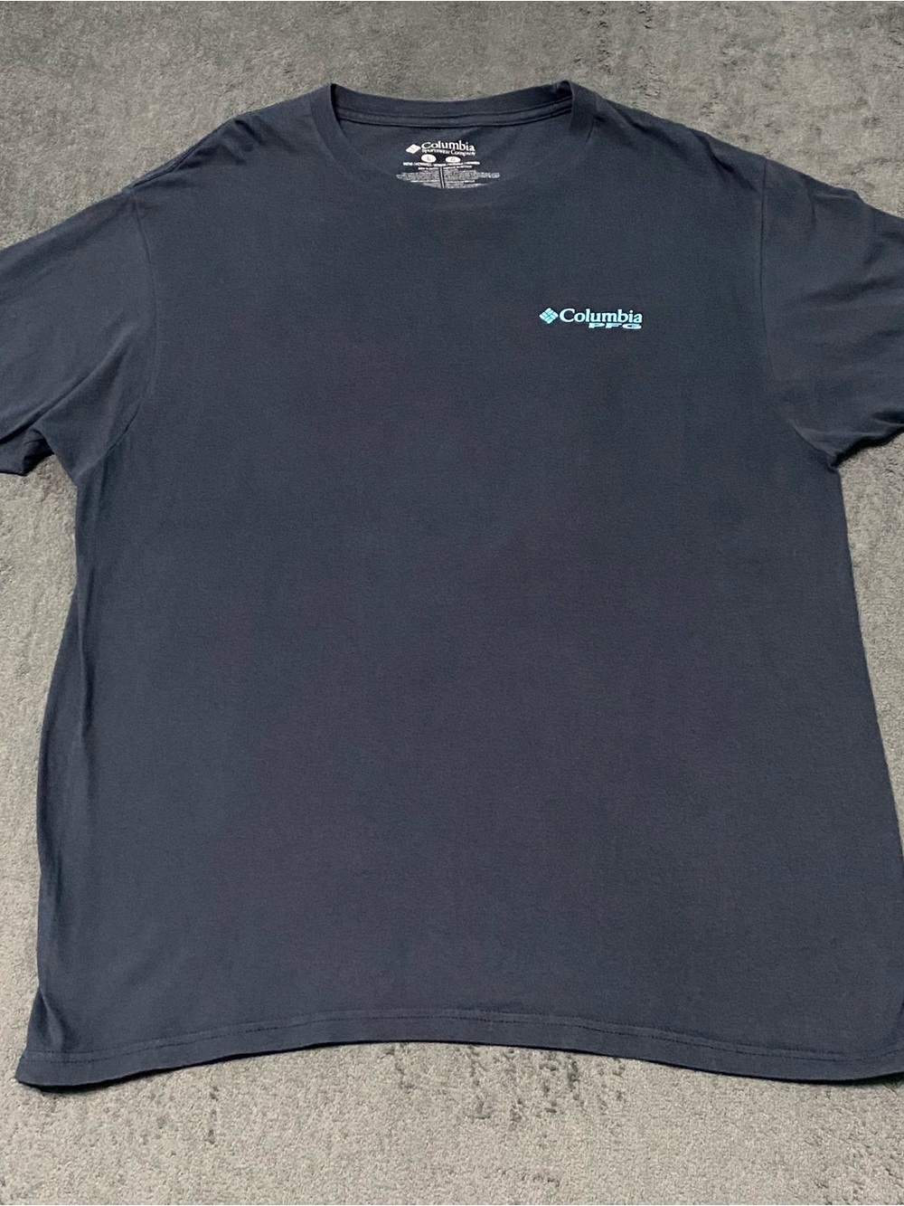 Columbia PFG T Shirt Mens L Blue Graphic Tee Crew Neck Fishing Outdoor Sporty